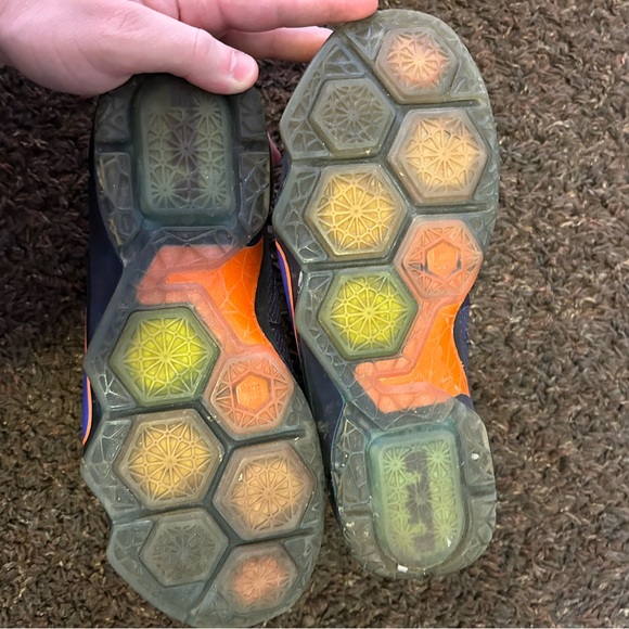 Size 9 - Nike LeBron 12 Instinct - Picture 4 of 5